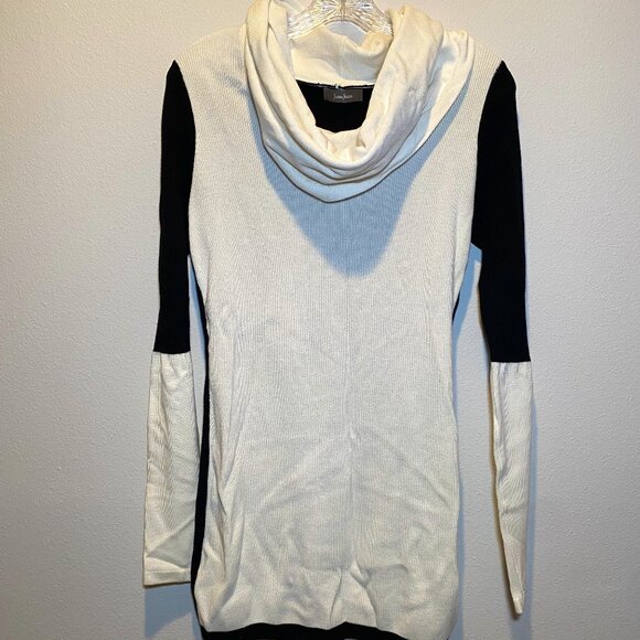 Neiman Marcus Tunic Sweater - Picture 1 of 2